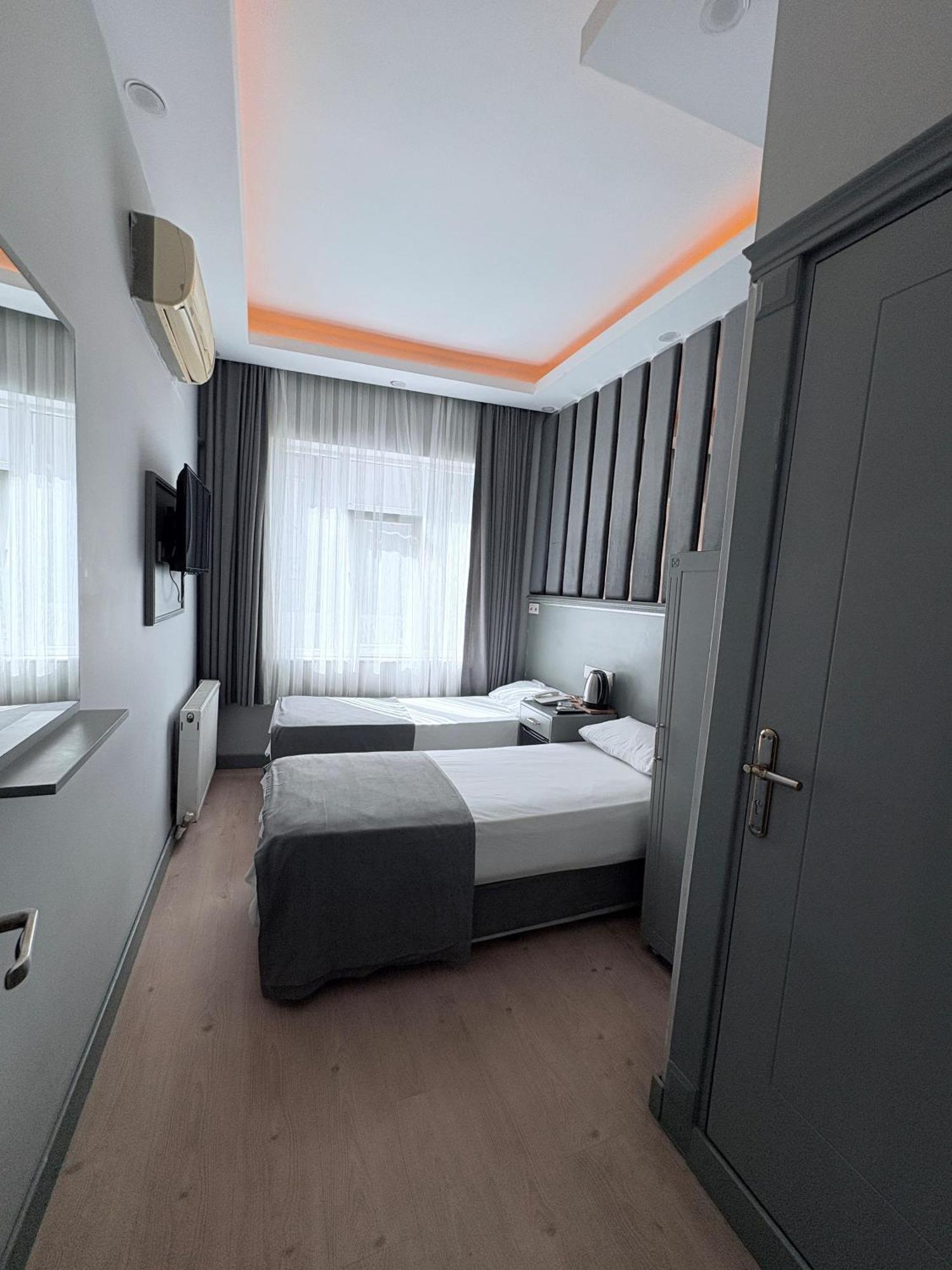 Crowned Plus Hotel Estambul Exterior foto